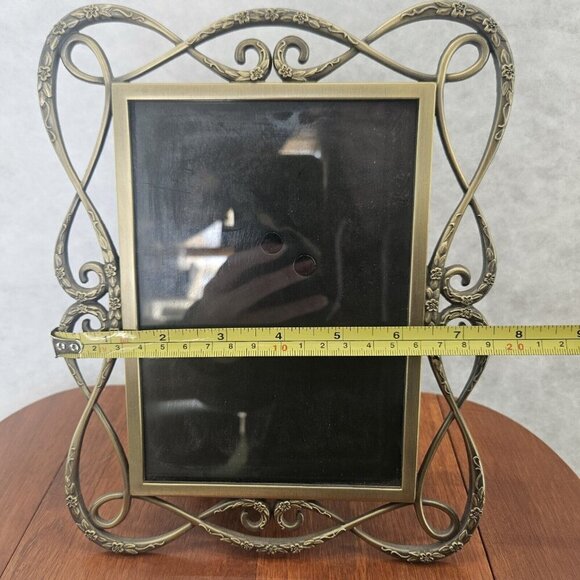 VINTAGE Bronze Gold Tone Metal Floral Ornate Picture Frame 5x7" Rounded Corners‎ - Picture 3 of 8